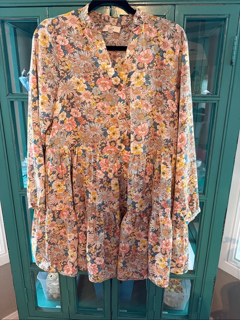 Metro Floral Tiered Long-Sleeve Babydoll Dress - Peach Multi EUC - Picture 2 of 8